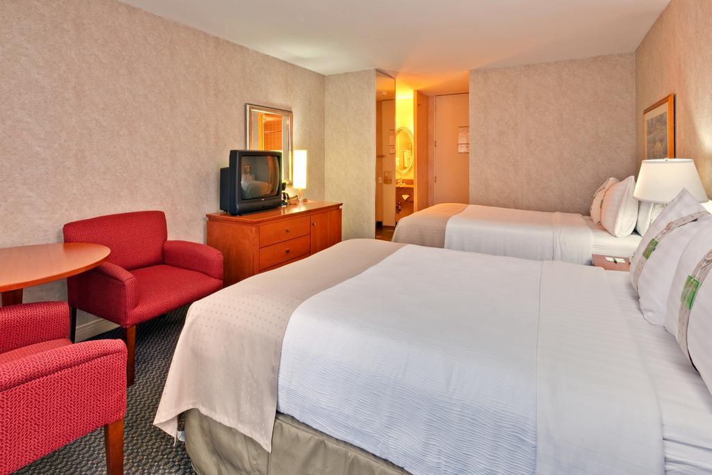 Holiday Inn Montreal Midtown חדר תמונה